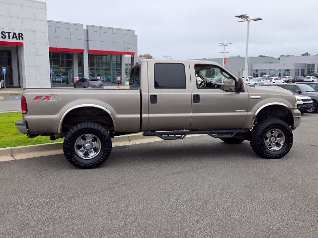 2005 Ford F-350SD Lariat