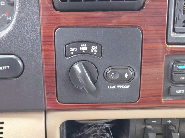 2005 Ford F-350SD Lariat