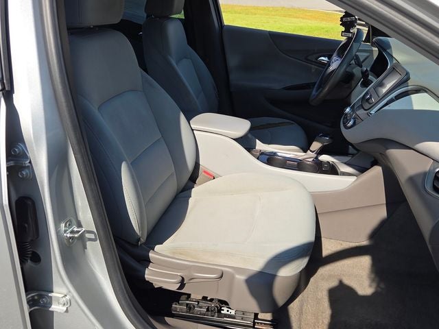 2016 Chevrolet Malibu LS 1FL