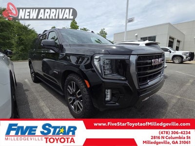 2022 GMC Yukon XL AT4
