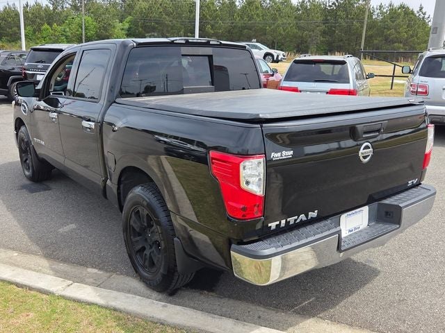 2017 Nissan Titan SV