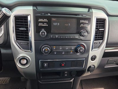2017 Nissan Titan SV