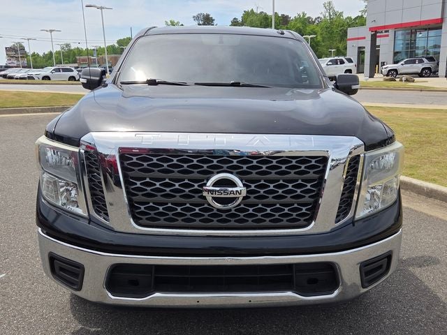 2017 Nissan Titan SV