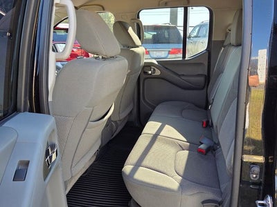 2021 Nissan Frontier SV