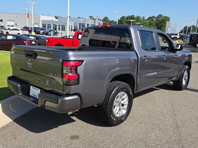 2024 Nissan Frontier SV
