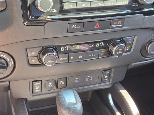 2024 Nissan Frontier SV