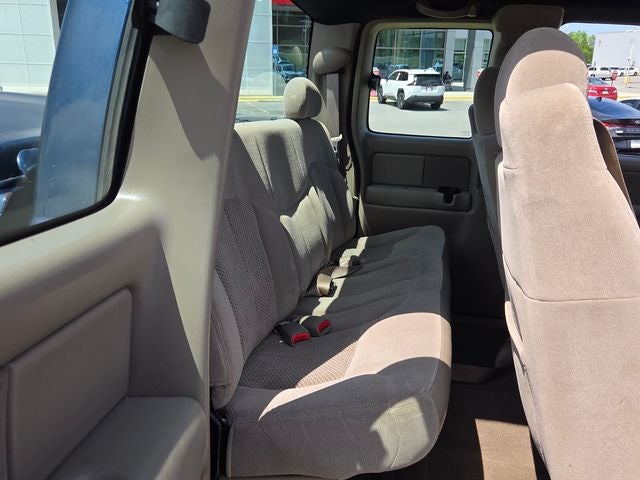2002 Chevrolet Silverado 1500 LS
