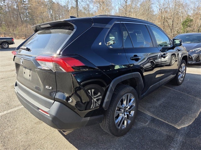 2023 Toyota RAV4 XLE Premium