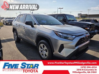 2024 Toyota RAV4 LE