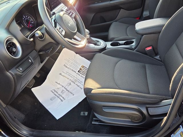 2023 Kia Forte LXS