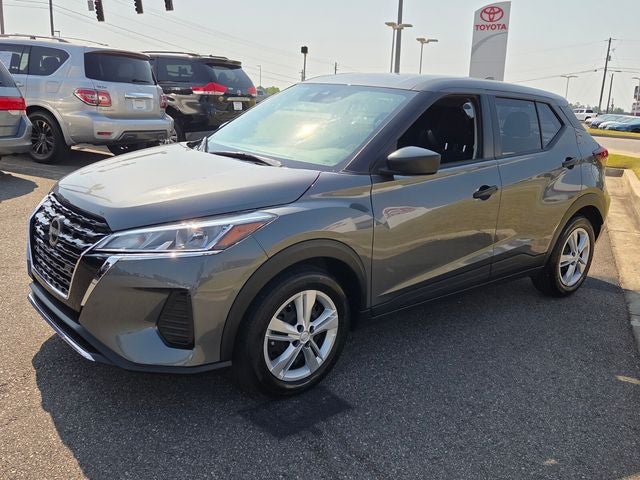 2025 Nissan Kicks Play S