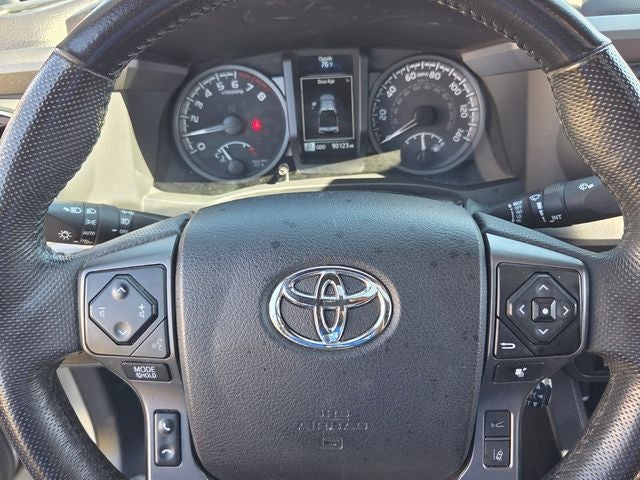 2022 Toyota Tacoma TRD Off-Road V6