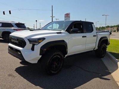 2025 Toyota Tacoma Hybrid TRD Pro