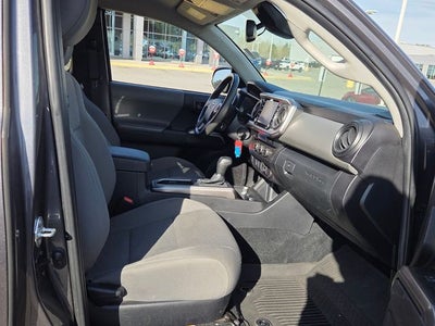 2022 Toyota Tacoma SR5 V6