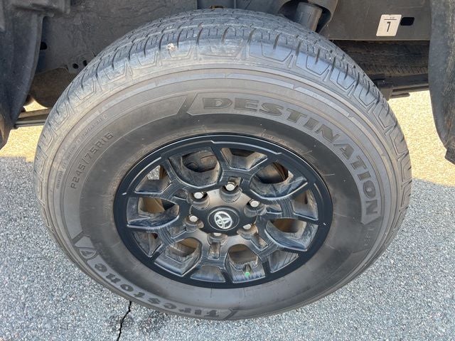 2022 Toyota Tacoma SR5 V6