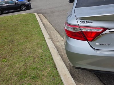2017 Toyota Camry SE