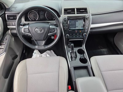 2017 Toyota Camry SE