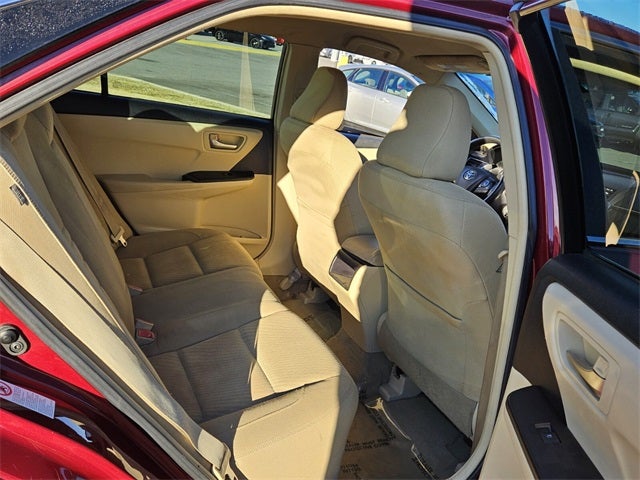 2017 Toyota Camry LE