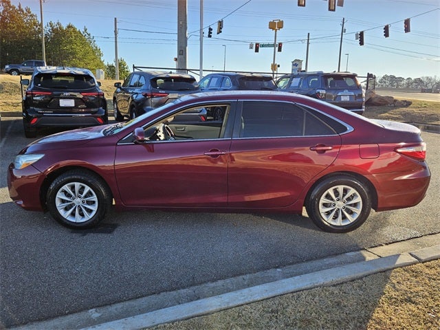 2017 Toyota Camry LE
