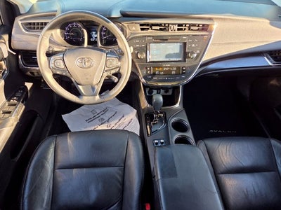 2017 Toyota Avalon XLE