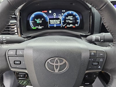 2025 Toyota Camry XLE