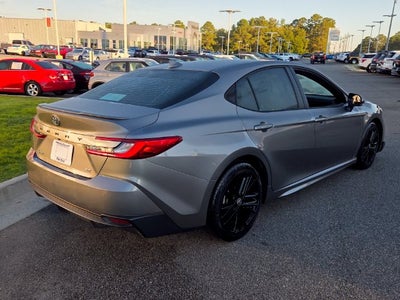 2025 Toyota Camry SE