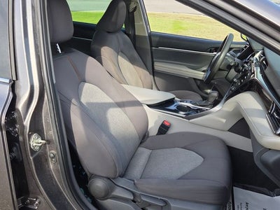 2020 Toyota Camry Hybrid LE