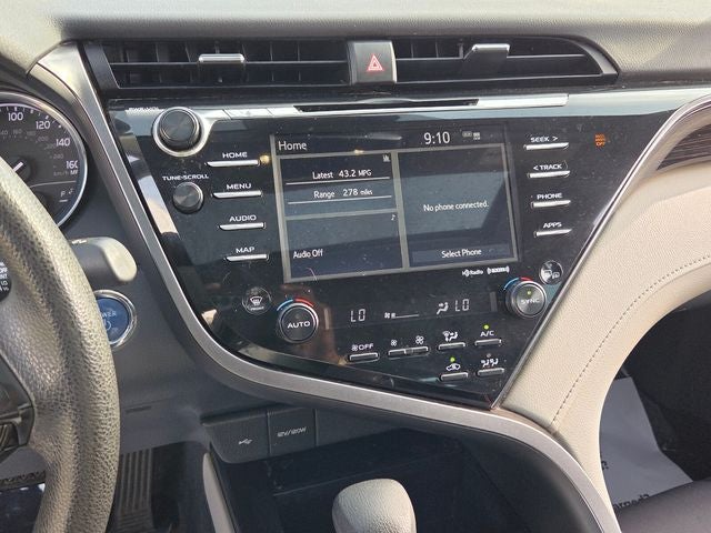 2020 Toyota Camry Hybrid LE