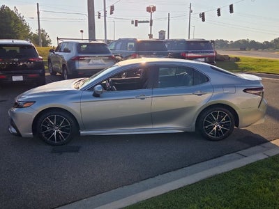 2024 Toyota Camry SE