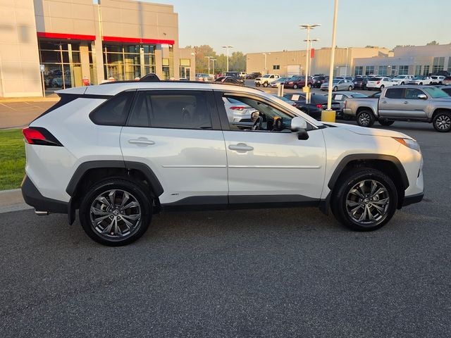 2025 Toyota RAV4 Hybrid XLE Premium