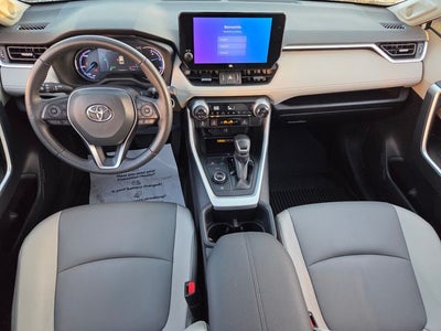 2025 Toyota RAV4 Hybrid XLE Premium