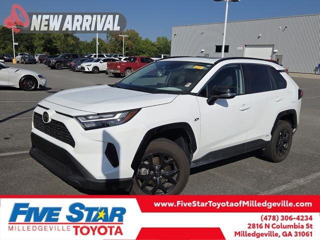 2025 Toyota RAV4 Hybrid XLE