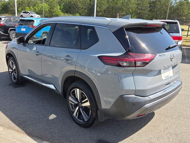 2022 Nissan Rogue SL