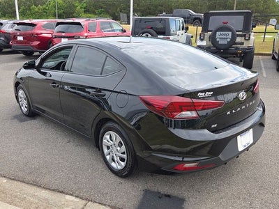 2020 Hyundai Elantra SE