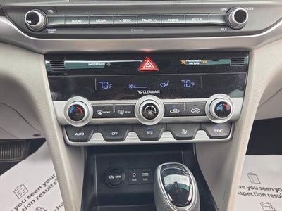 2020 Hyundai Elantra SE
