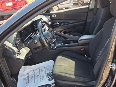 2022 Hyundai Elantra SEL