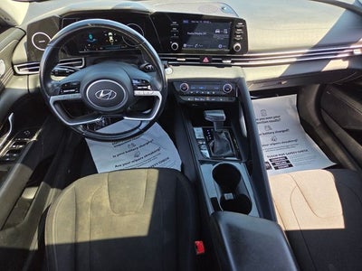 2022 Hyundai Elantra SEL