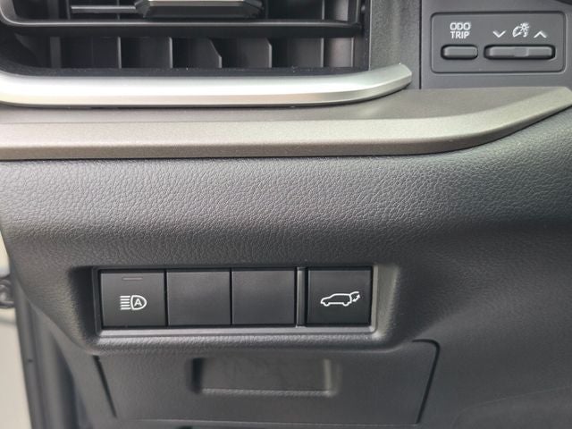 2025 Toyota Grand Highlander LE