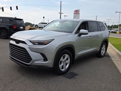 2025 Toyota Grand Highlander LE