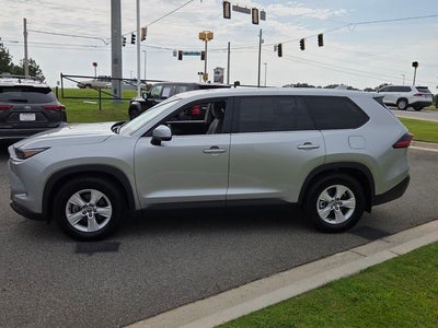 2025 Toyota Grand Highlander LE
