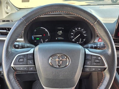 2022 Toyota Sienna XSE 7 Passenger