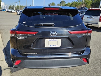 2023 Toyota Highlander L