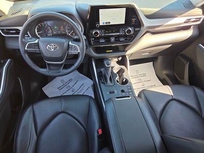 2023 Toyota Highlander XLE
