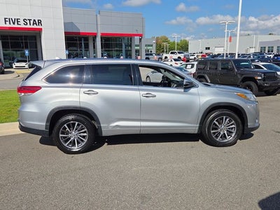 2017 Toyota Highlander XLE