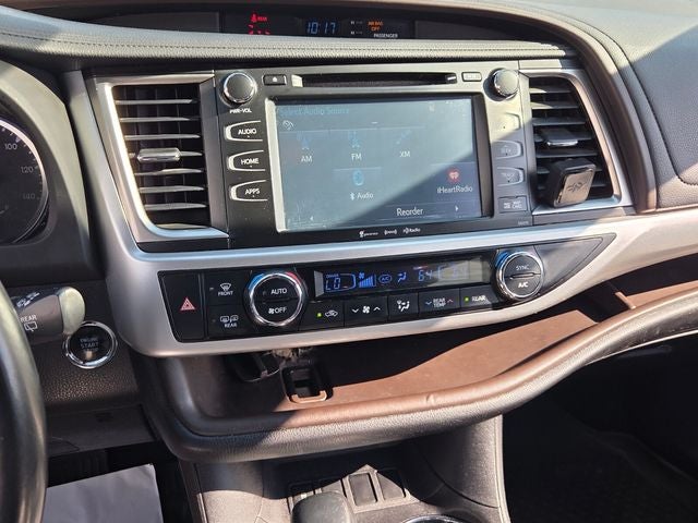 2017 Toyota Highlander XLE