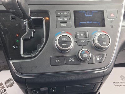 2018 Toyota Sienna SE Premium 8 Passenger