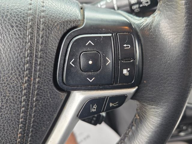 2018 Toyota Sienna SE Premium 8 Passenger