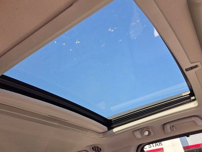 2014 Toyota Sienna Limited HANDICAP MOBILITY RAMP