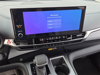 2025 Toyota Sienna XLE