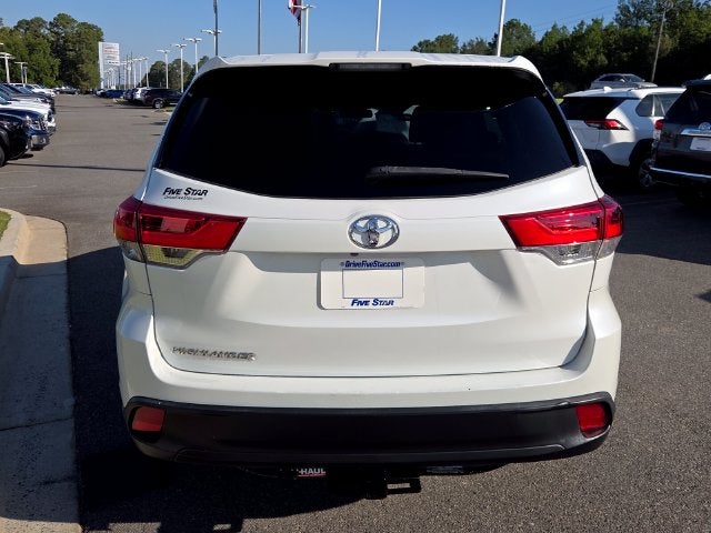 2019 Toyota Highlander LE